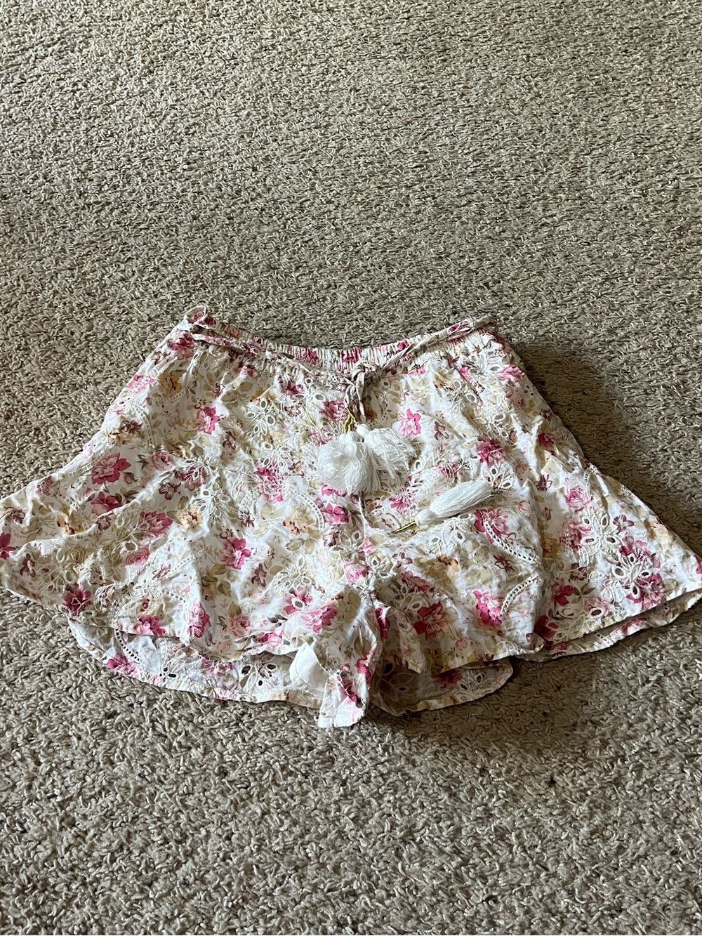 MINKPINK White Floral Eyelet Shorts with Pink and white flowers